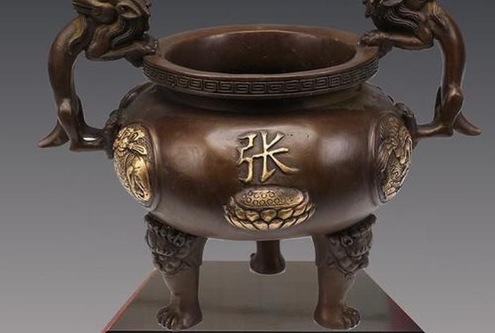 佛的香炉里放什么最好，佛像香炉摆件怎么摆