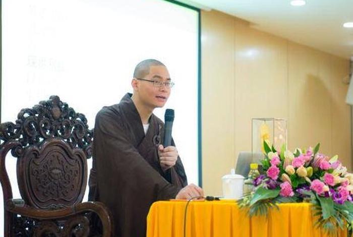 上慧下律法师佛学讲座；临终备览上慧下律法师讲述