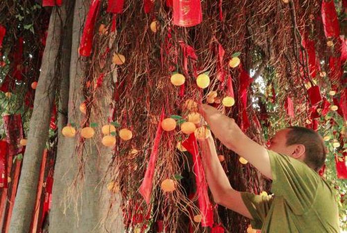 祈福是什么意思简单说法；祈福是什么意思的解释