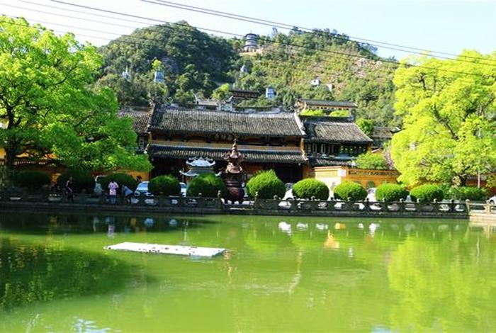 浙江最有名的佛教圣地在什么地方、浙江省内佛教圣地