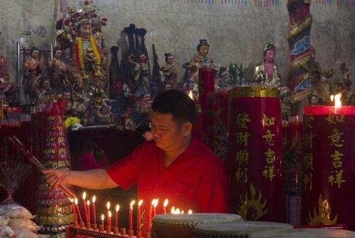 大佬们信奉佛教 - 大佬们信奉佛教的原因