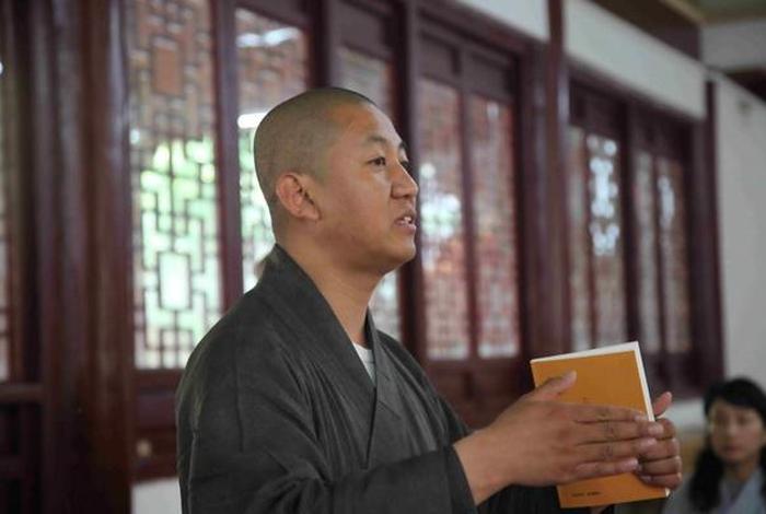 居士能主法做佛事吗、居士可以成佛吗