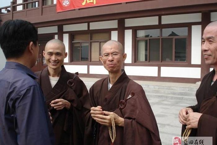 道坚法师闭关三年真假 道坚法师简历