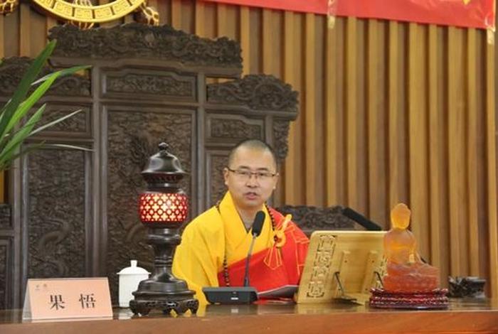 法师给我们讲点佛教知识是什么 佛教法师讲法