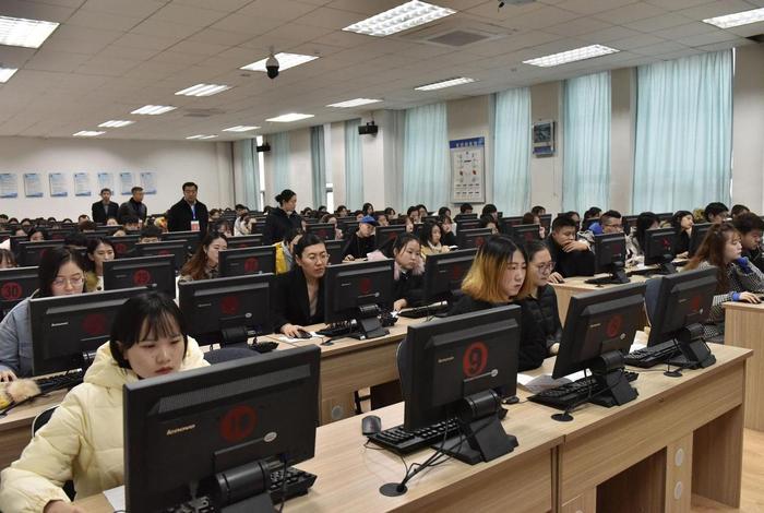 导游证考试科目是哪几门 - 导游证考试考几门
