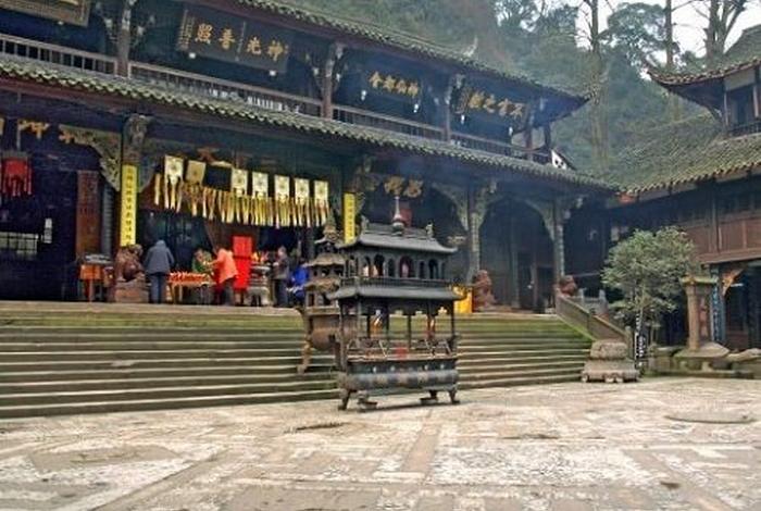 庙宇是佛教还是道教（庙是佛家还是道家）