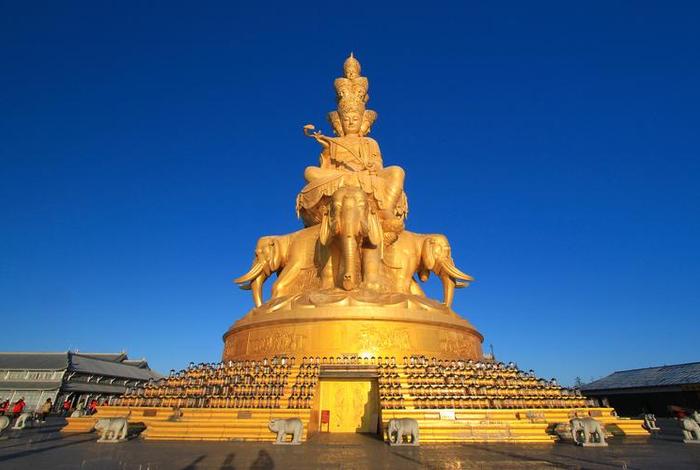 峨眉山礼佛小知识，峨眉山礼佛二日游最佳攻略