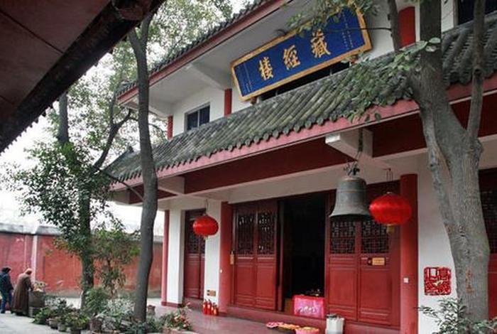 成都想学佛学去哪里学 成都求学最灵验的寺庙