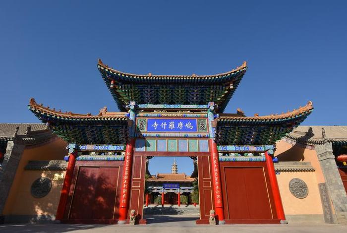 旅游介绍佛经；旅游介绍佛经的文案