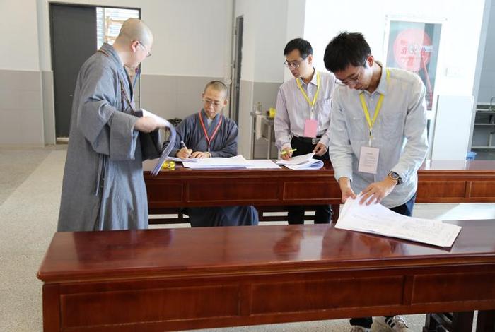 佛学院试卷内容；佛学院期末考试