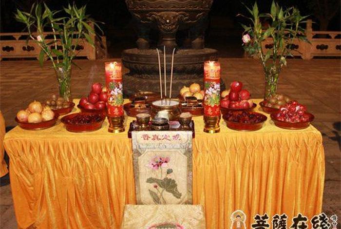佛教在家上香拜佛仪式、在家给佛上香都摆放什么贡品
