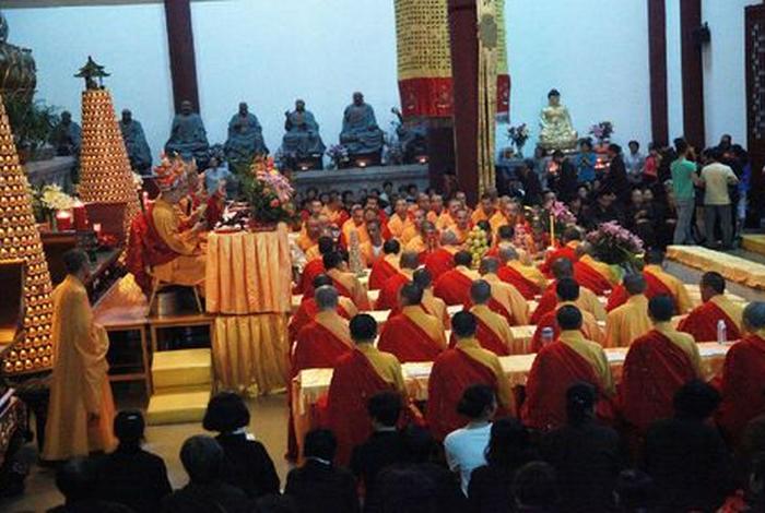 佛教中放焰口的全文简体字（放焰口的功德利益）