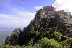 四大名山佛教圣地，四大名山佛教圣地四大名山