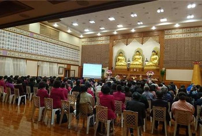 佛学讲座视频大全集 - 佛学讲坛视频