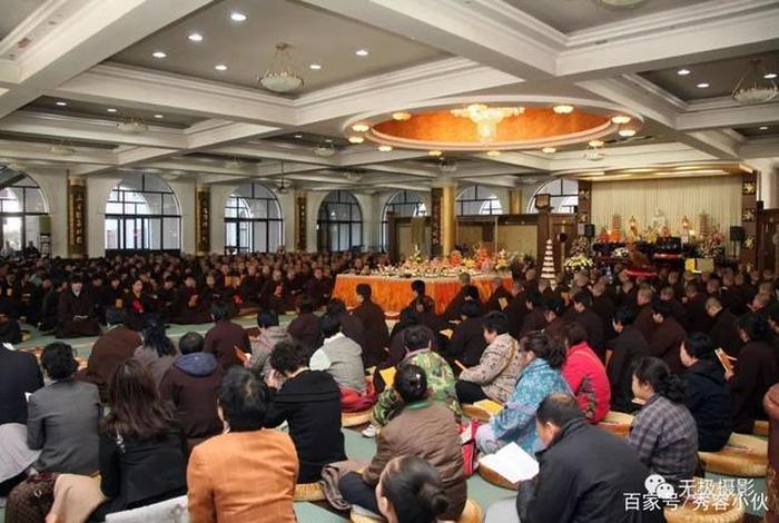 佛学院课程有哪些；佛学院功课