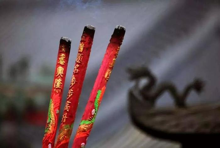 佛教为什么供香（佛为什么要用香火供着）
