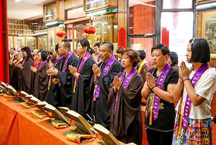 信佛教要做什么 - 信佛教要做什么事情