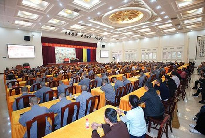 法师佛教知识问答视频（法师佛法讲座）