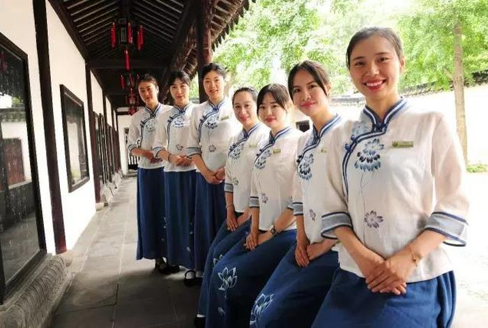 寺院讲解，寺院讲解员工作服