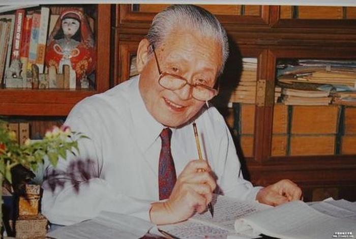 佛教朴老赵普初（赵朴初佛教知识答问）