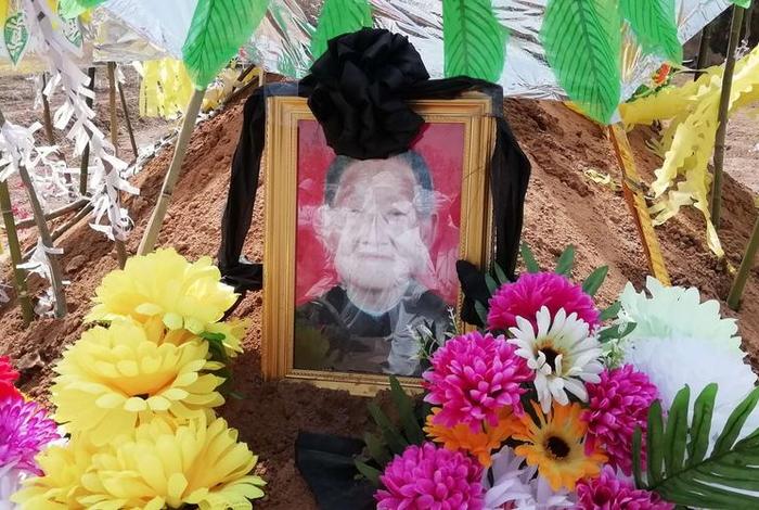 佛教是怎样处理亡者的遗像（佛教徒死后丧葬方式）
