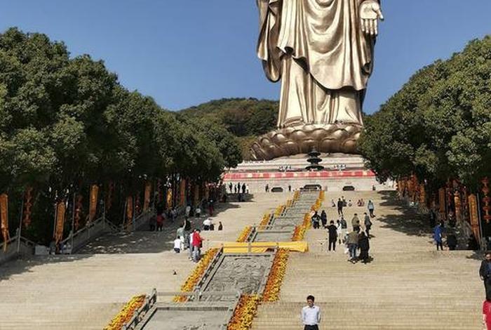 无锡灵山大佛旁边佛教圣地 - 无锡灵山大佛在哪儿