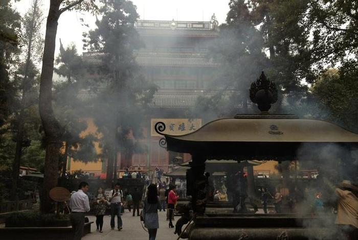 灵隐寺佛学院 灵隐寺佛学院第一届是哪一年举办的呢