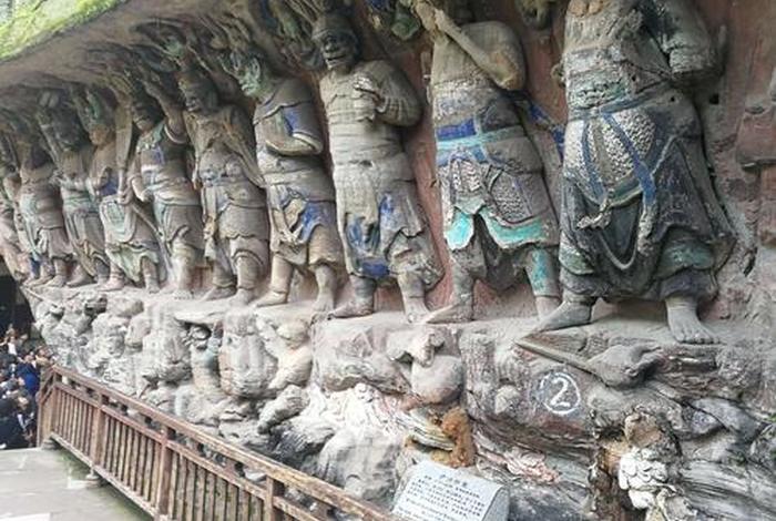 大足石刻宝顶山景点有哪些、大足石刻宝顶山景区简介