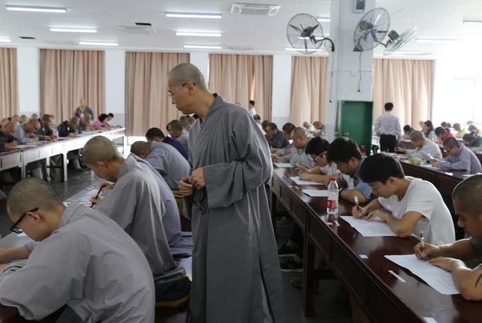 佛学院考试攻略；佛学院考试多少分及格