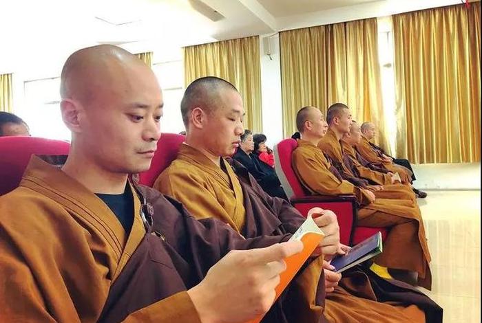 佛法入门讲座视频 - 佛法视频讲座视频