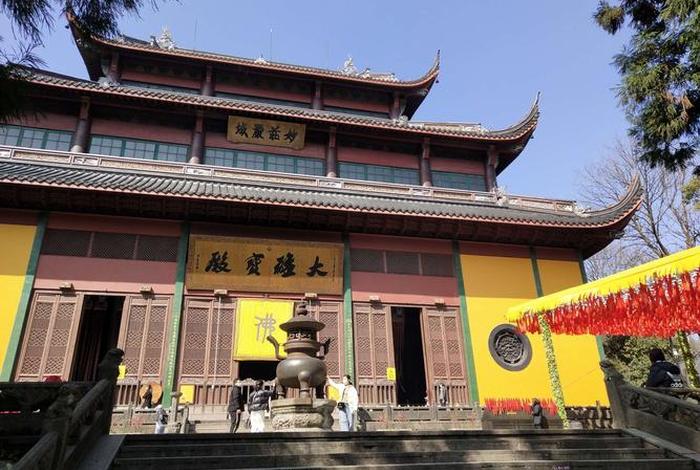 灵隐寺中国十大佛教古寺；灵隐寺十大古刹