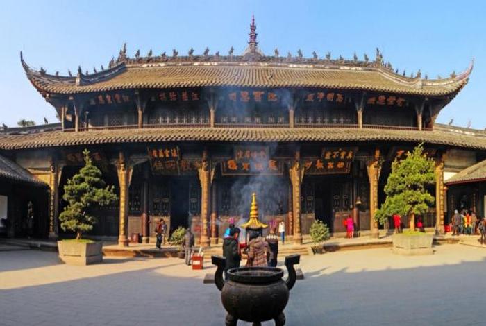 中国出名佛教有哪些；中国出名佛教有哪些寺院