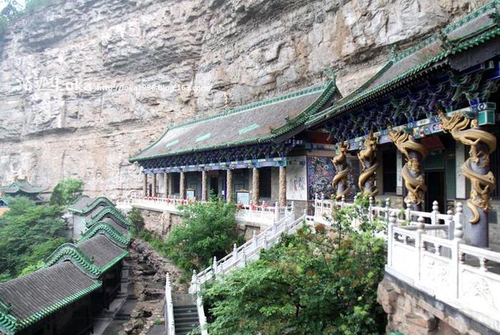 正果寺讲解；正果寺位于密林深处是绵山的