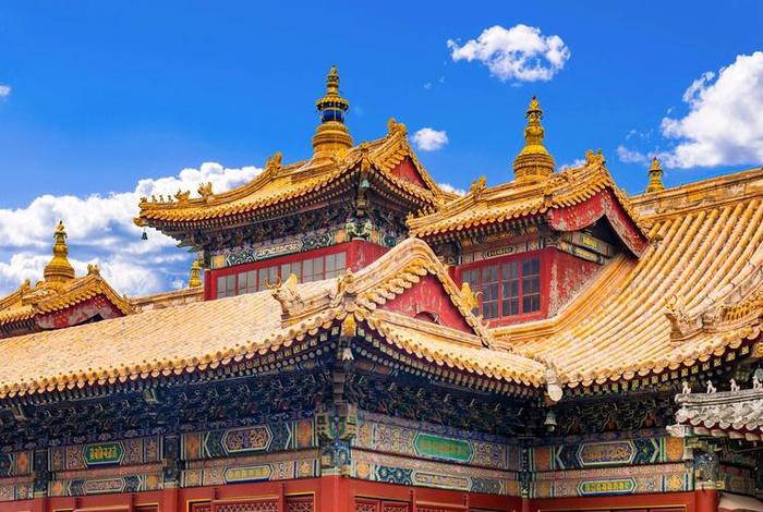 雍和宫佛教寺庙风景；雍和宫寺庙叫什么名字