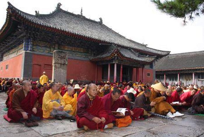 学佛藏传佛教（学佛藏传佛教怎么样）