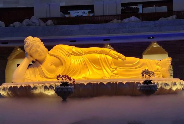 南京佛教奇观牛首山；南京牛首山上的寺庙