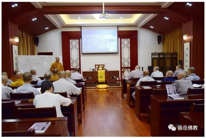 家庭佛教知识讲座视频，家庭佛教知识讲座视频完整版