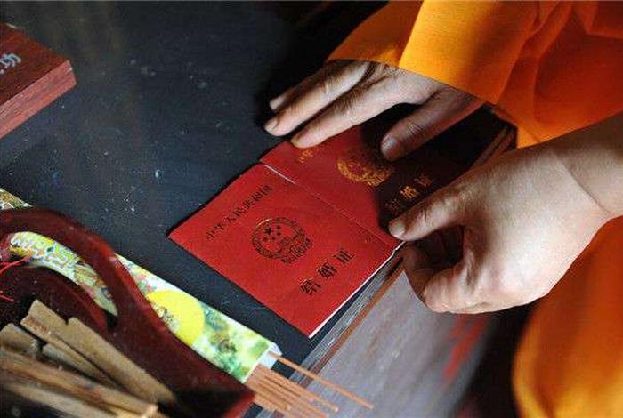 佛教结婚有什么讲究（佛教的结婚是指领证吗）
