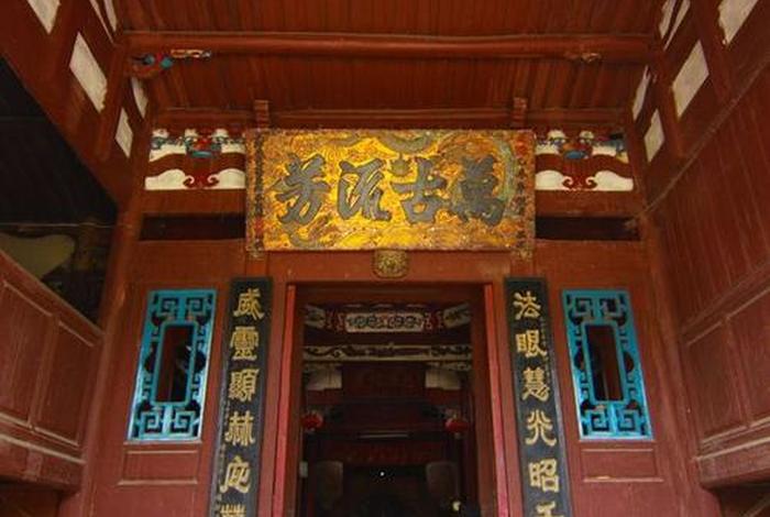 祠堂供奉道教还是佛教（祠堂供奉道教还是佛教好）