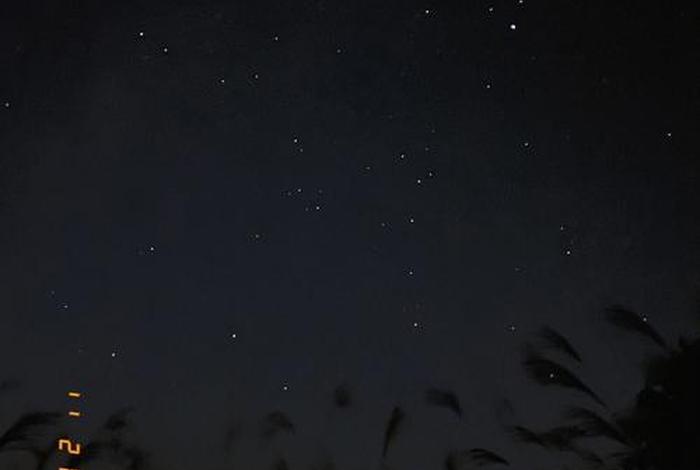 睡觉可以看星空、睡觉能不能看