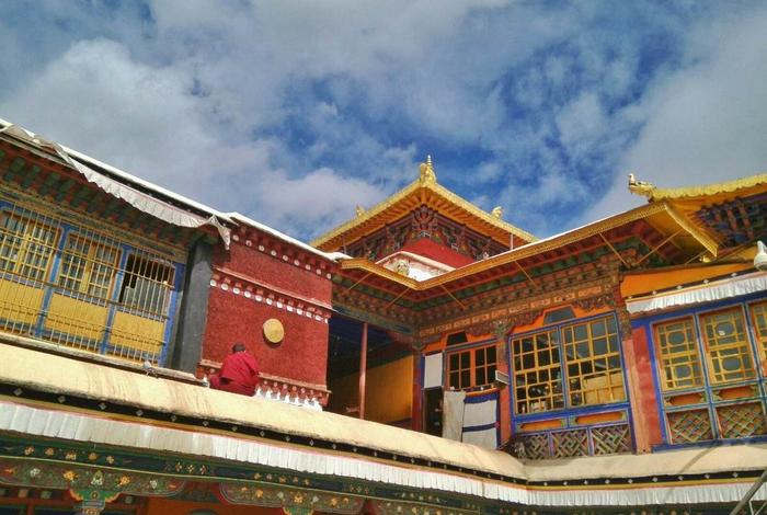 藏传佛教寺庙视频大全，藏传佛教寺庙建筑