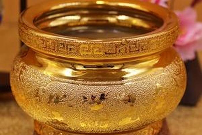 佛教香炉里面放什么、香炉里面放什么旺财