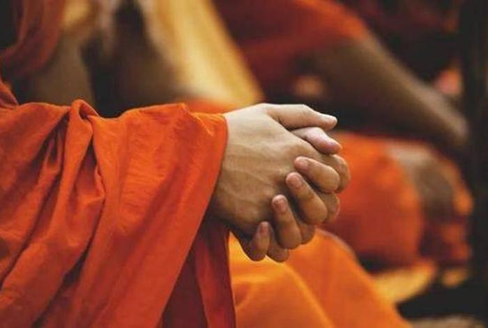 阻碍出家人修行的果报、阻碍他人出家