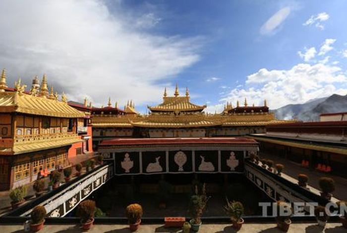 藏传佛教寺庙建筑讲解 藏传佛教寺庙建筑讲解图片