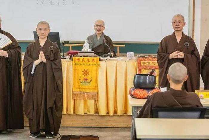 佛教夏安居仪规，佛教的夏安居是什么意思