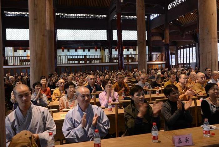 佛学居士博客；佛教居士讲座视频