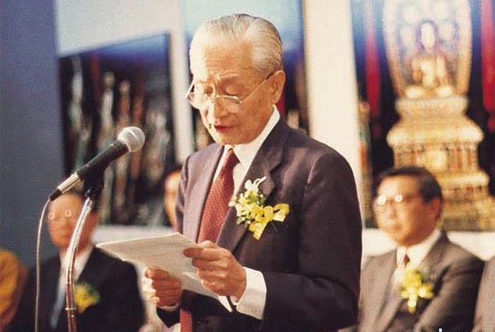佛教常识问答赵补初 佛教协会会长赵朴初传简历