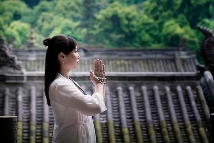 真正的学佛人不会让人知道他在学佛（真正学佛的人什么模样）