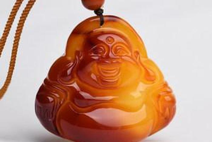 琥珀佛像、琥珀佛像吊坠的寓意