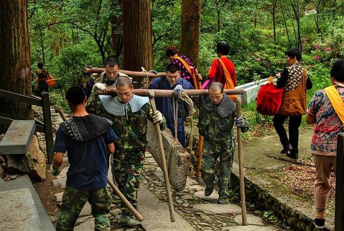 齐素萍居士讲故事、天目山是什么佛教宗派急急急急,求答案求求大家啦